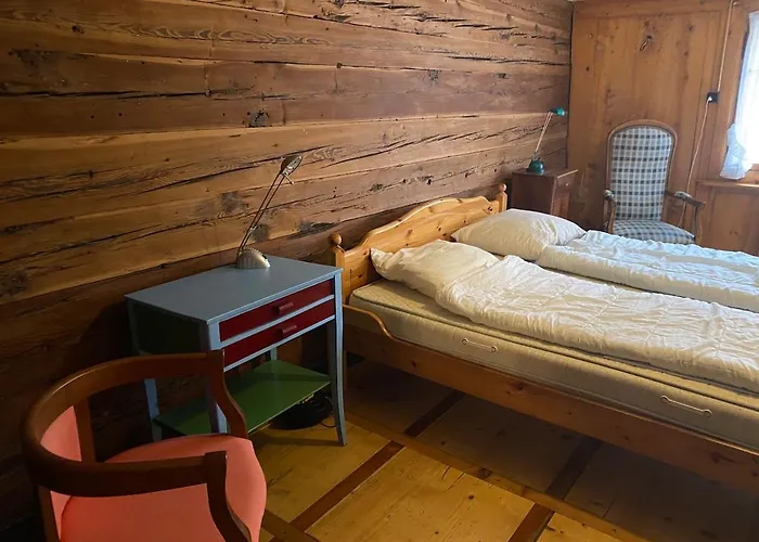 Heimatkunst 1 Lucia * 로이커바드