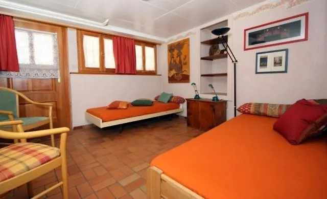 아파트 Heimatkunst 1 Lucia